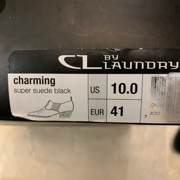 Shoes, black suede low boots - Picture 6 of 6